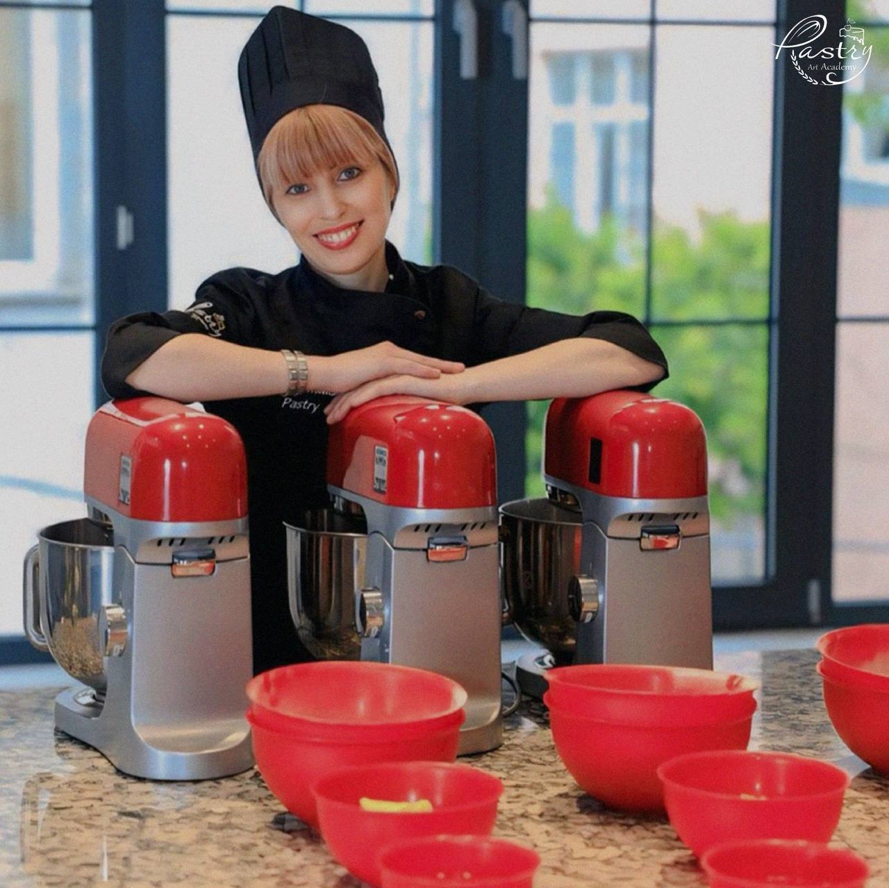 Մարիամ Հովհաննիսյան, Pastry Art Academy-ի հիմնադիր և դասախոս
